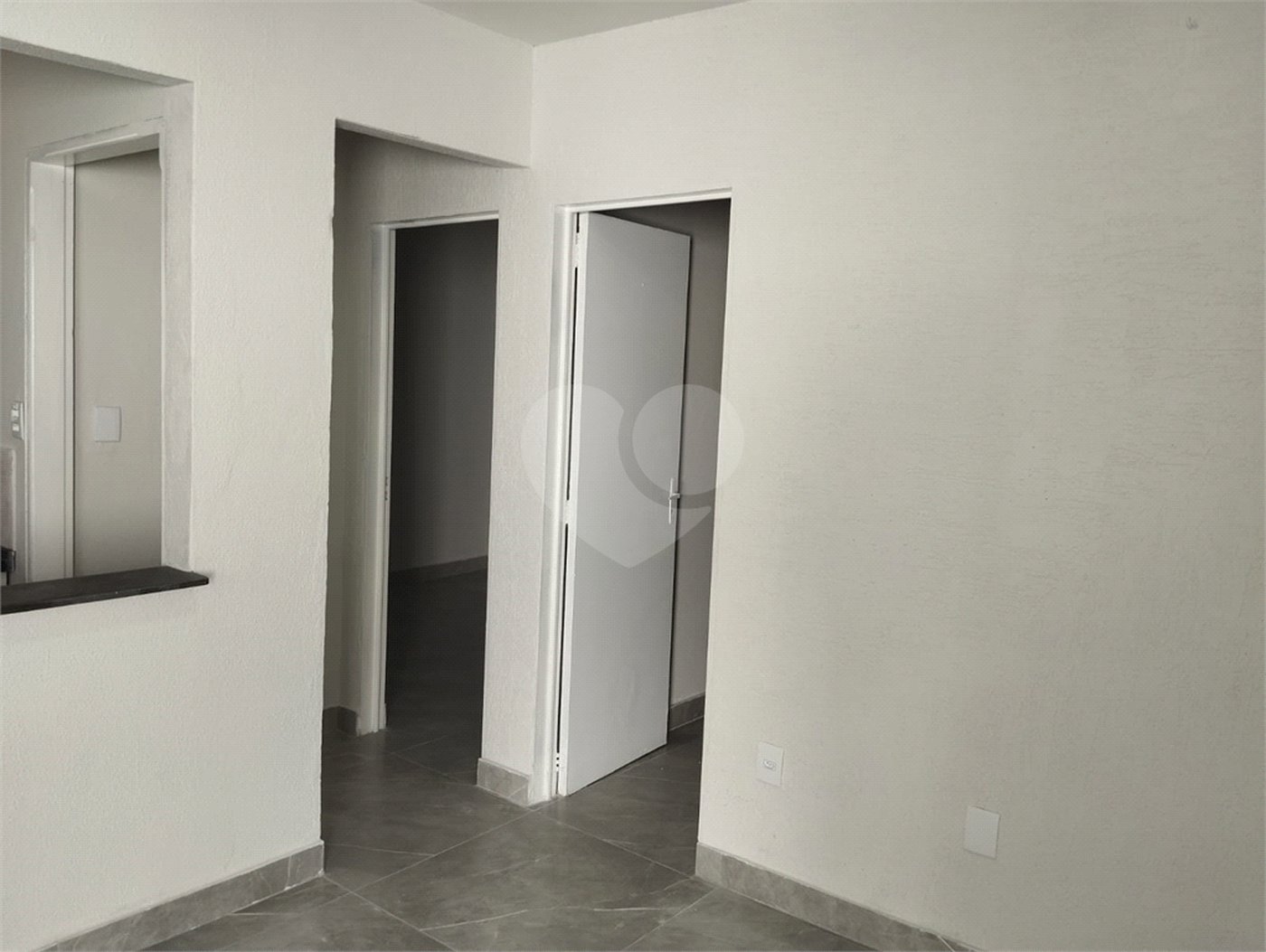 Casa à venda com 2 quartos em Jardim Roberto Selmi Dei, Araraquara, SP