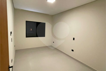 Casa à venda com 3 quartos, sendo 1 suíte, em Jardim Novo São Pedro, Salto, SP