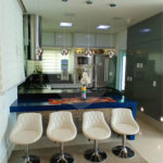 Casa à venda com 3 suítes no condomínio Figueira Garden, Atibaia - SP