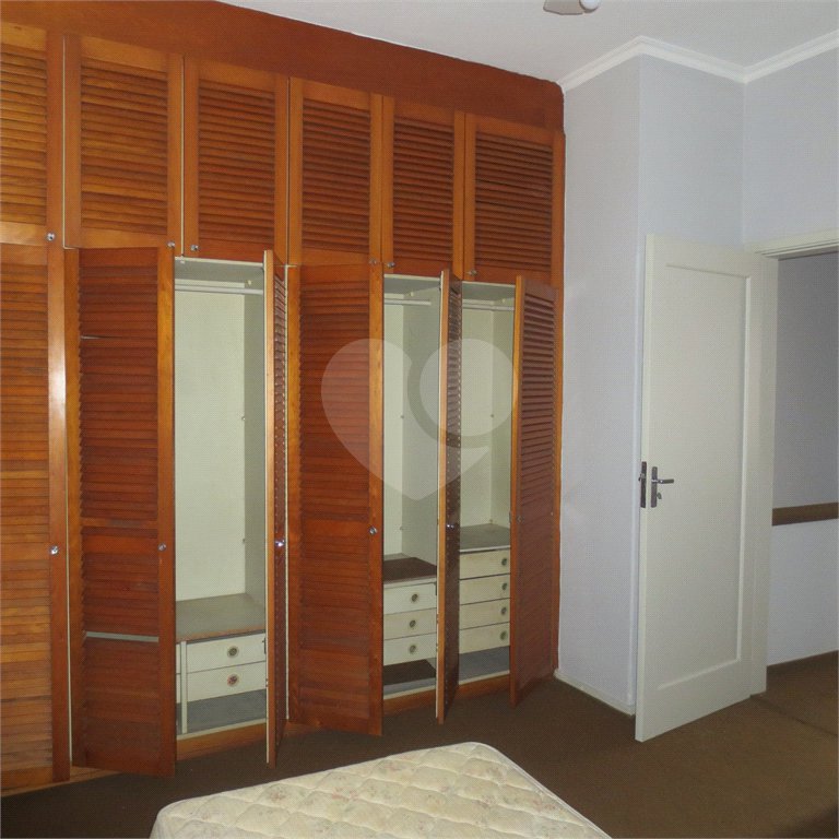 Sobrado de Vila na Chácara Inglesa/Saúde - 2 quartos/ 2 Vagas