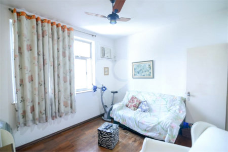 Apartamento à venda com 4 quartos, sendo 1 suíte, em Tijuca, Rio de Janeiro, RJ