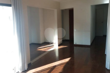 Apartamento à venda com 4 quartos, sendo 3 suítes,  em Vila Andrade, São Paulo, SP