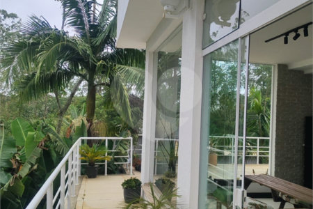 Casa à venda com 3 quartos, sendo 1 suíte, no condomínio Clube Florada Suzano, Suzano - SP