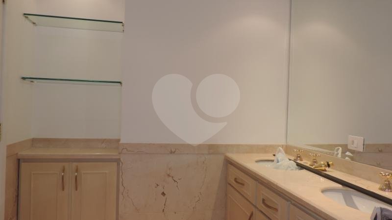 Apartamento à venda com 3 suítes em Jardim Marajoara, São Paulo, SP