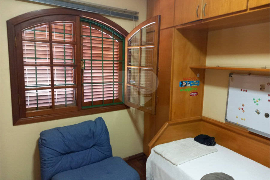 Sobrado à venda com 3 quartos, sendo 1 suíte, em Santa Teresinha, São Paulo, SP
