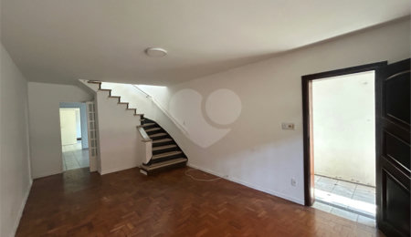 Casa à venda com 3 quartos, sendo 1 suíte,  em Santo Amaro, São Paulo, SP