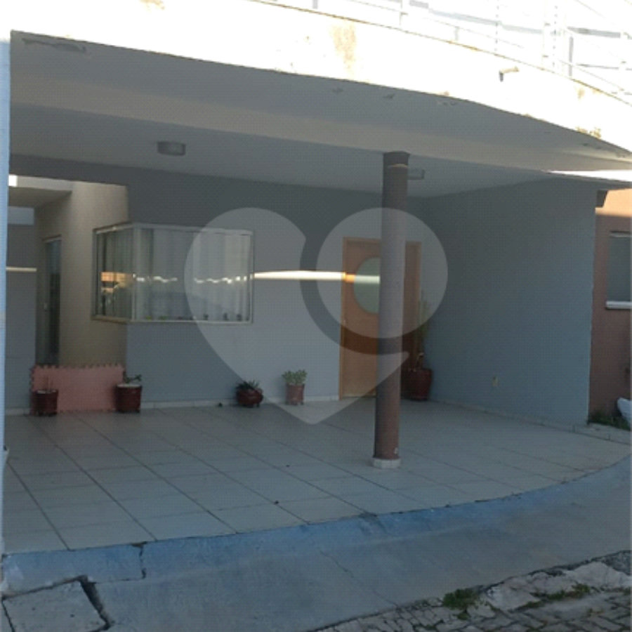 Casa em condomínio à venda com 3 quartos, sendo 1 suíte, em Vila Oliveira, Mogi das Cruzes, SP