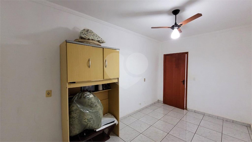 Chácara à venda com 4 quartos, sendo 1 suíte, em Área Rural de Salto, Salto, SP