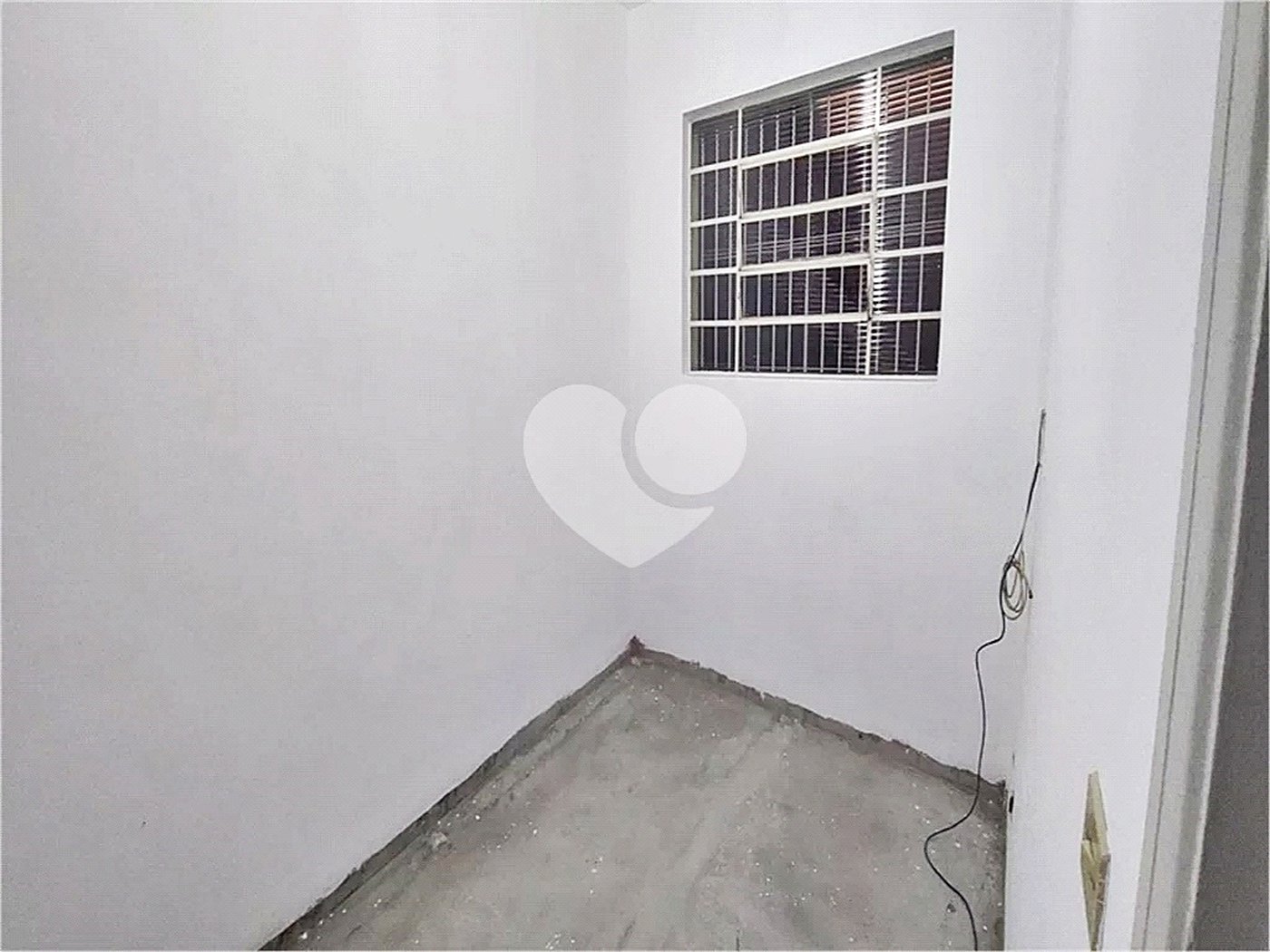 Casa Térrea à venda ou para alugar com 4 quartos, sendo 2 suítes, no Centro, Mairiporã, SP