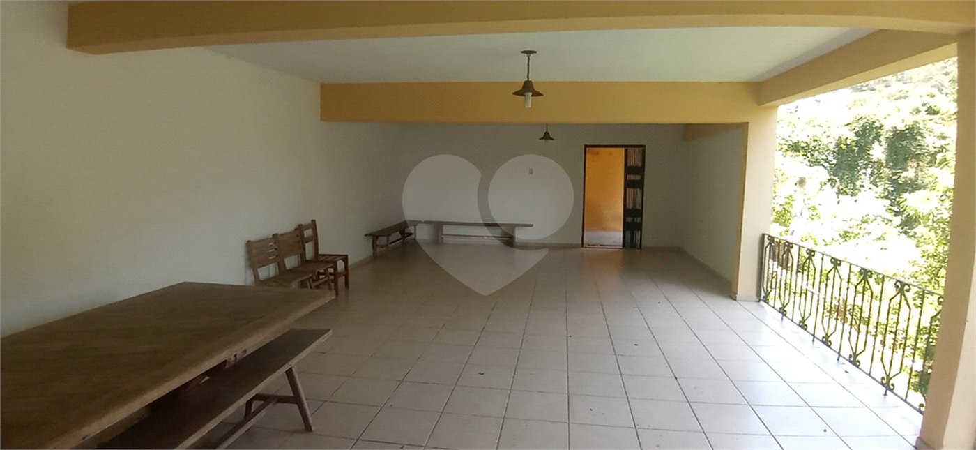 Casa à venda com 5 quartos, sendo 1 suíte, em Roseira, Mairiporã, SP