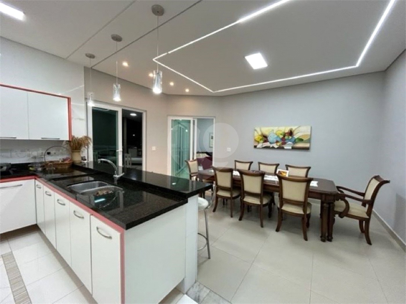 Casa à venda com 4 suítes no condomínio Aruã Eco Park, Mogi das Cruzes - SP