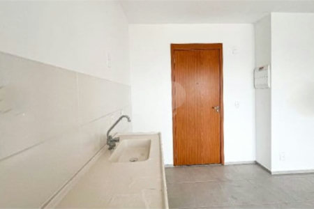 Apartamento à venda com 2 quartos em Lapa de Baixo, São Paulo, SP