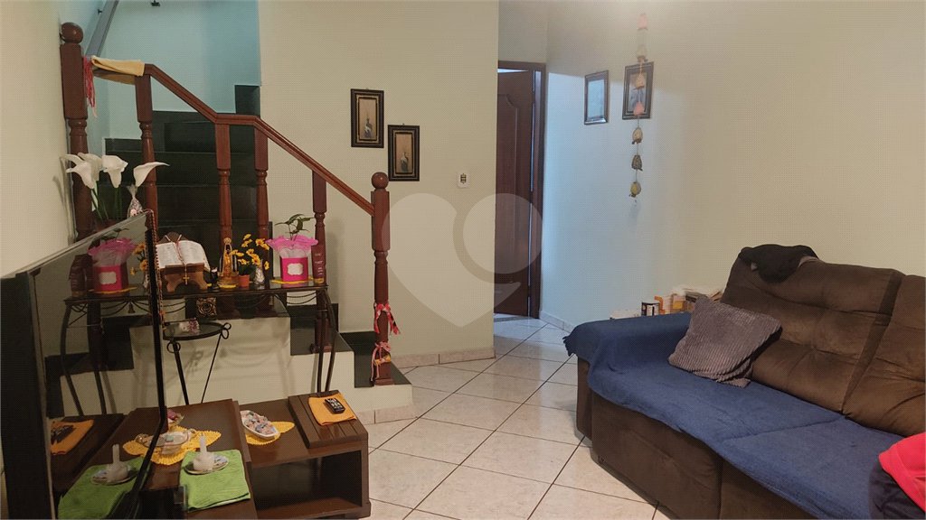 Casa à venda com 3 quartos em Jardim Cumbica, Guarulhos, SP