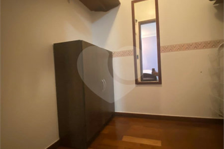 Casa à venda com 4 suítes no condomínio Vale da Santa Fé, Vinhedo - SP
