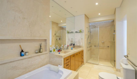 Apartamento à venda com 4 quartos, sendo 1 suíte,  em Jardim América, São Paulo, SP
