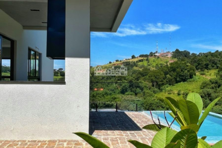 Casa à venda com 3 suítes no condomínio Quintas da Boa Vista, Atibaia - SP