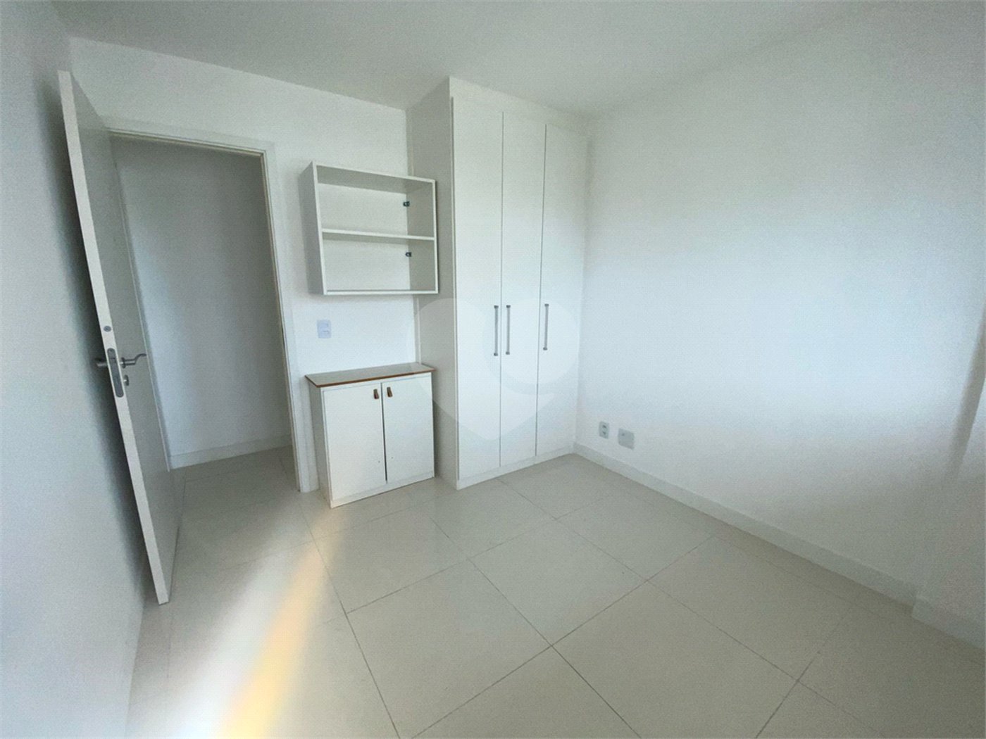 Apartamento à venda com 2 quartos, sendo 1 suíte, em Recreio dos Bandeirantes, Rio de Janeiro, RJ