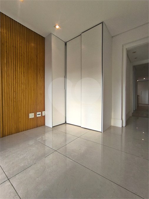 Apartamento à venda com 4 quartos, sendo 3 suítes, em Santana, São Paulo, SP