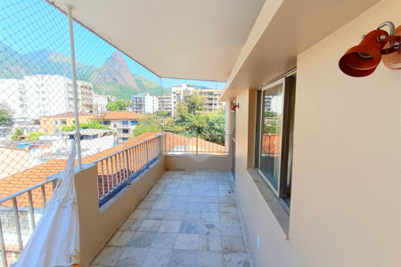 Apartamento à venda com 2 quartos, sendo 1 suíte, em Grajaú, Rio de Janeiro, RJ