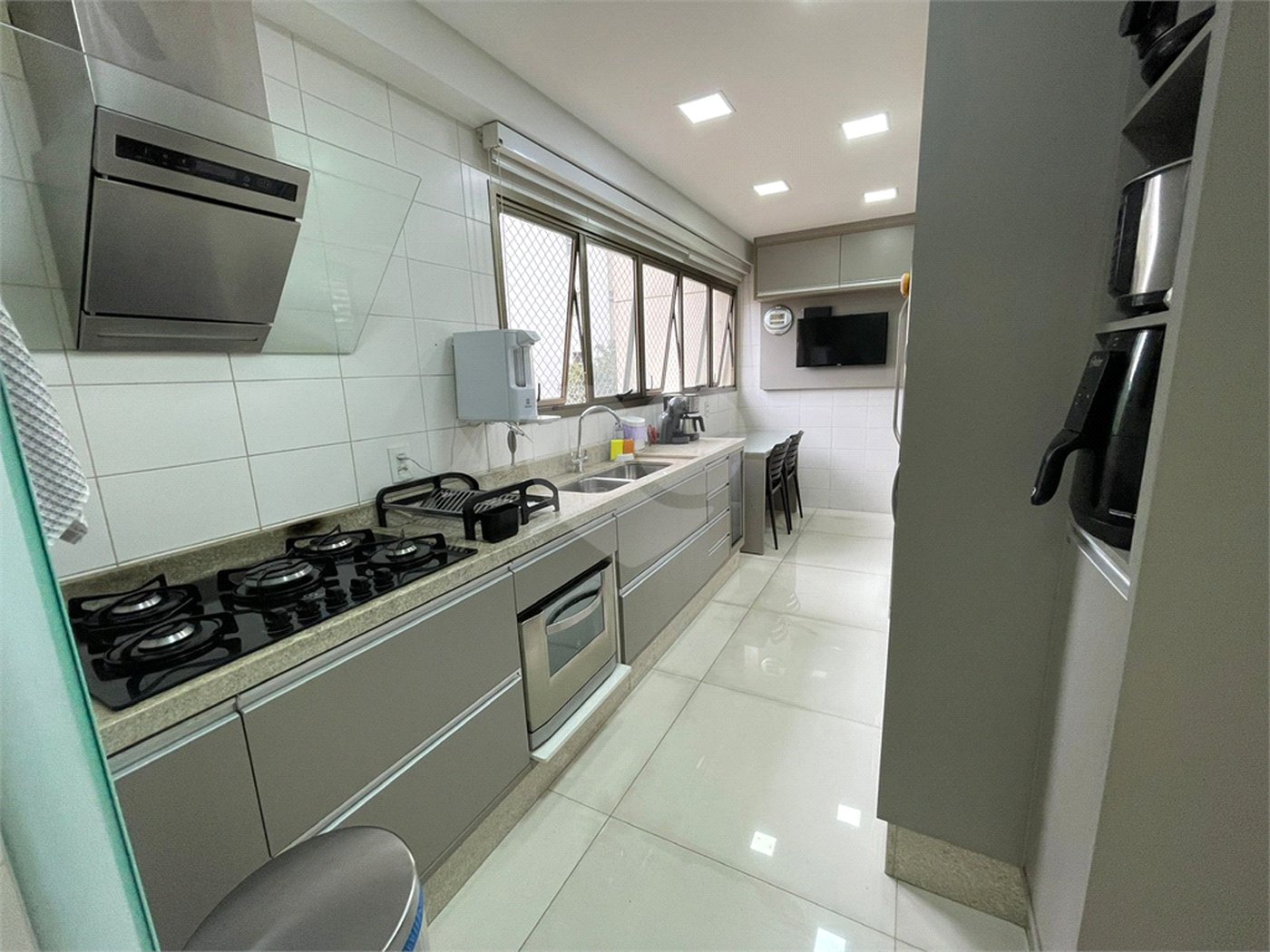 Apartamento à venda com 3 suítes em Brooklin Paulista, São Paulo, SP