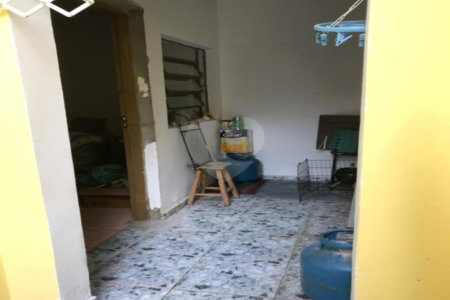 Casa à venda com 3 quartos, sendo 1 suíte,  em Jardim Ester Yolanda, São Paulo, SP