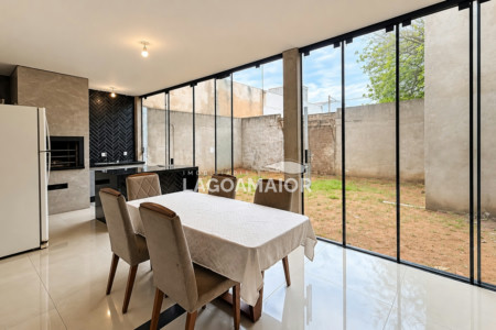 Casa à venda com 3 quartos, sendo 2 suítes, em Alto da Boa Vista, Três Lagoas - MS
