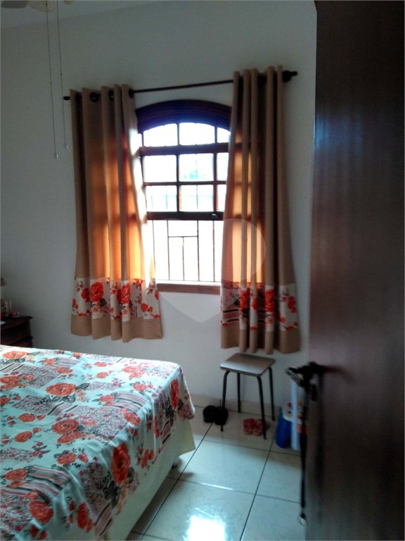 Casa à venda com 4 quartos, sendo 2 suítes, em Jardim Paulista, Atibaia, SP