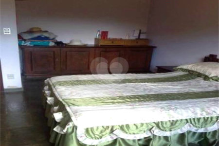 Casa à venda com 5 quartos, sendo 1 suíte,  no condomínio Chacaras do Lago, Vinhedo - SP