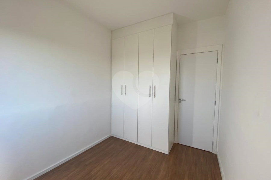 Apartamento à venda ou para alugar com 2 quartos, sendo 1 suíte, em Condomínio Granja Viana Ii, Cotia, SP