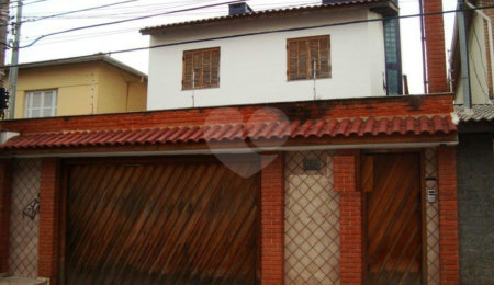 Sobrado à venda com 4 quartos, sendo 2 suítes,  em Santana, São Paulo, SP