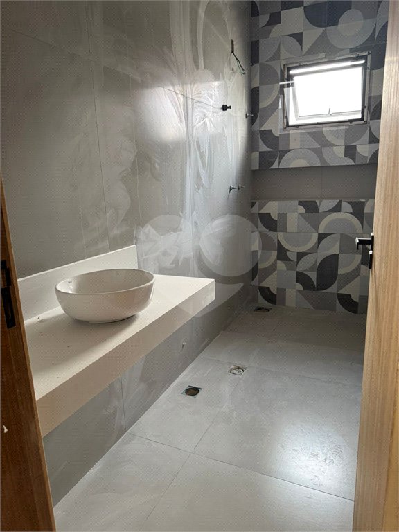 Casa à venda com 3 suítes no condomínio Reserva Central Parque, Salto - SP
