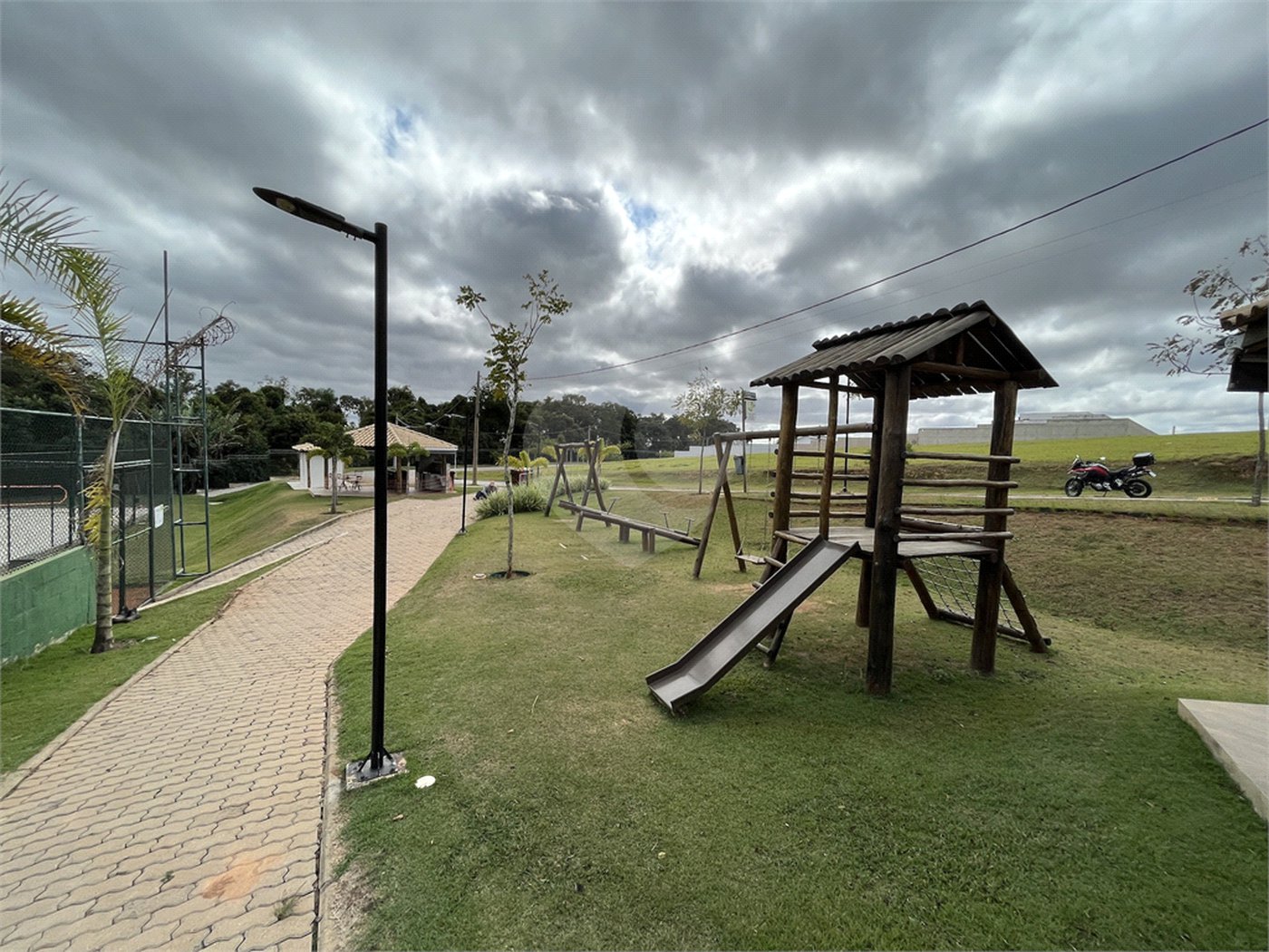 Terreno à venda no condomínio Fazenda Jequitibá, Sorocaba - SP
