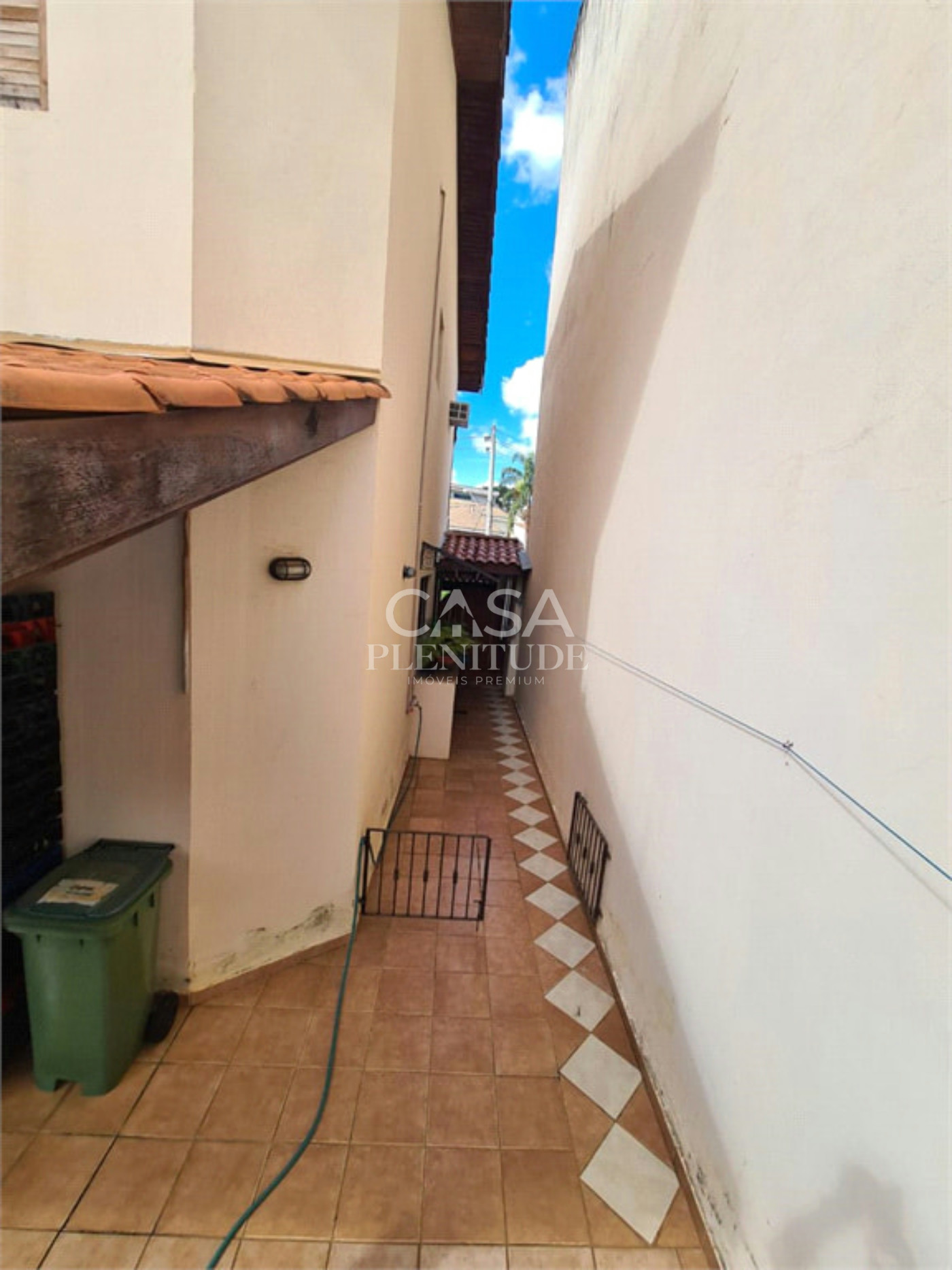 Casa em condomínio à venda com 3 quartos, sendo 1 suíte, em Granja Olga I, Sorocaba, SP