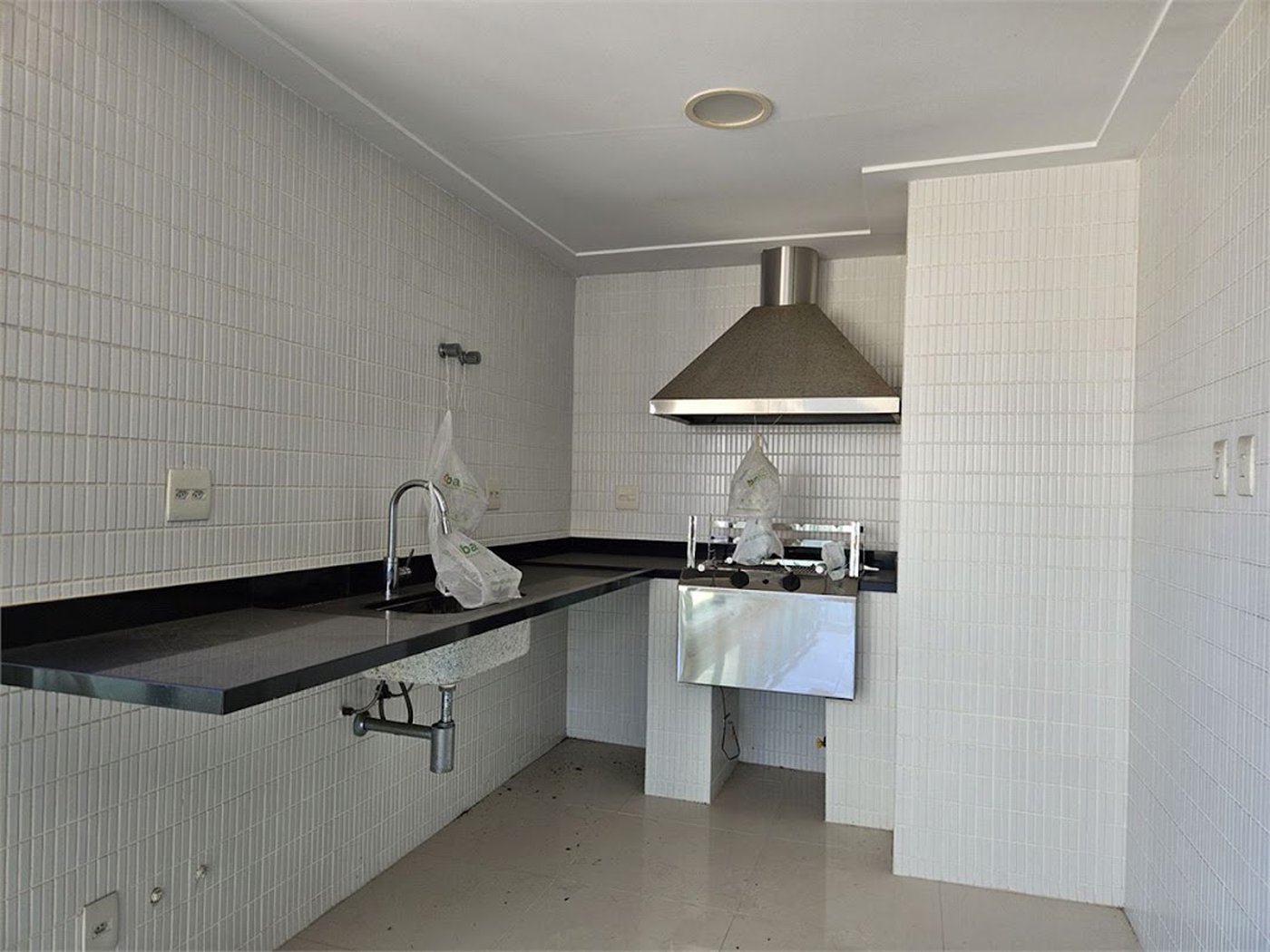 Apartamento com 4 dormitórios à venda, 538 m² por R$ 7.500.000,00 - Ponta da Praia - Santos/SP