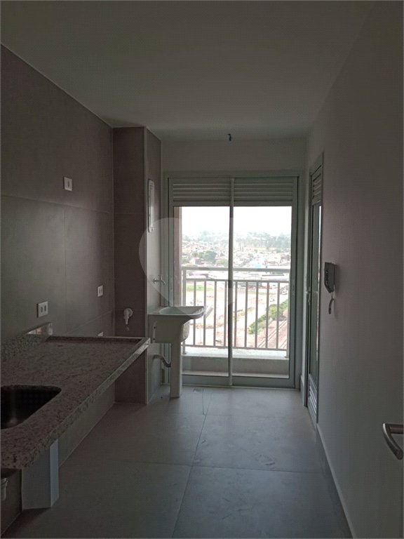 Apartamento à venda com 3 quartos, sendo 1 suíte, em Cézar de Souza, Mogi das Cruzes, SP