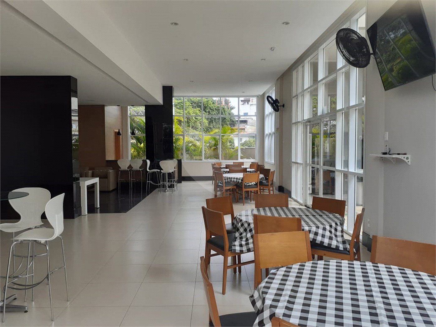 Apartamento à venda com 3 quartos, sendo 2 suítes, em Vila Leonor, São Paulo, SP