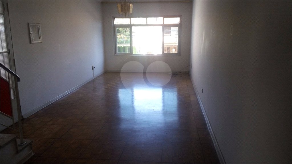 Casa à venda com 3 quartos, sendo 1 suíte,  em Vila Mazzei, São Paulo, SP