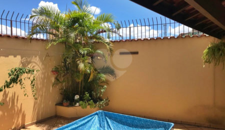 Sobrado à venda com 4 quartos em Parque Vitória, São Paulo, SP