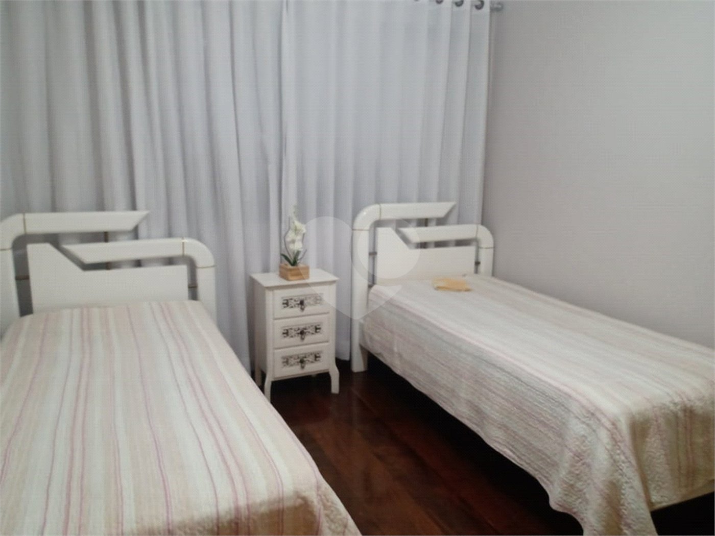 Apartamento à venda com 4 quartos, sendo 1 suíte, em Vila Andrade, São Paulo, SP