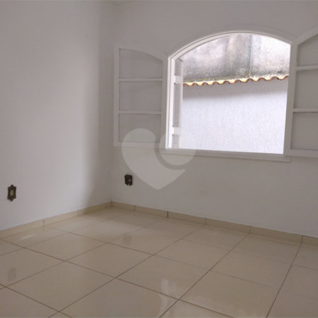 Casa à venda com 3 quartos, sendo 1 suíte,  em Mogi Moderno, Mogi das Cruzes, SP