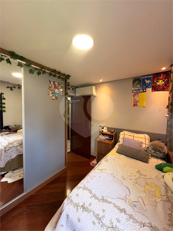 Apartamento à venda com 3 quartos, sendo 1 suíte,  em Vila Paulicéia, São Paulo, SP