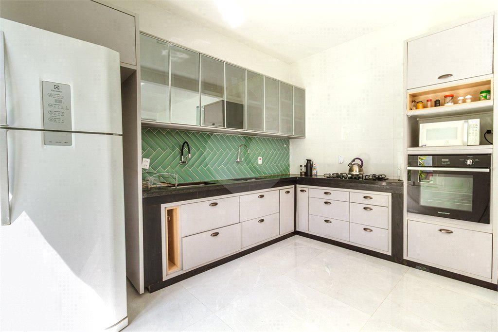 Casa à venda com 3 quartos, sendo 1 suíte,  em Manguinhos, Armação dos Búzios, RJ