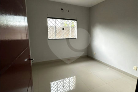 Casa à venda com 2 quartos em Jardim Ibirapuera, Ponta Porã, MS
