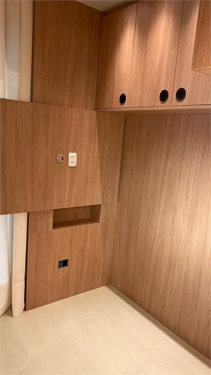Apartamento à venda ou para alugar com 2 suítes em Pinheiros, São Paulo, SP