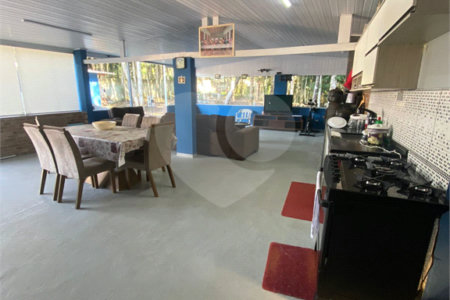 Chácara à venda com 4 quartos, sendo 2 suítes, em Taiaçupeba, Mogi das Cruzes, SP