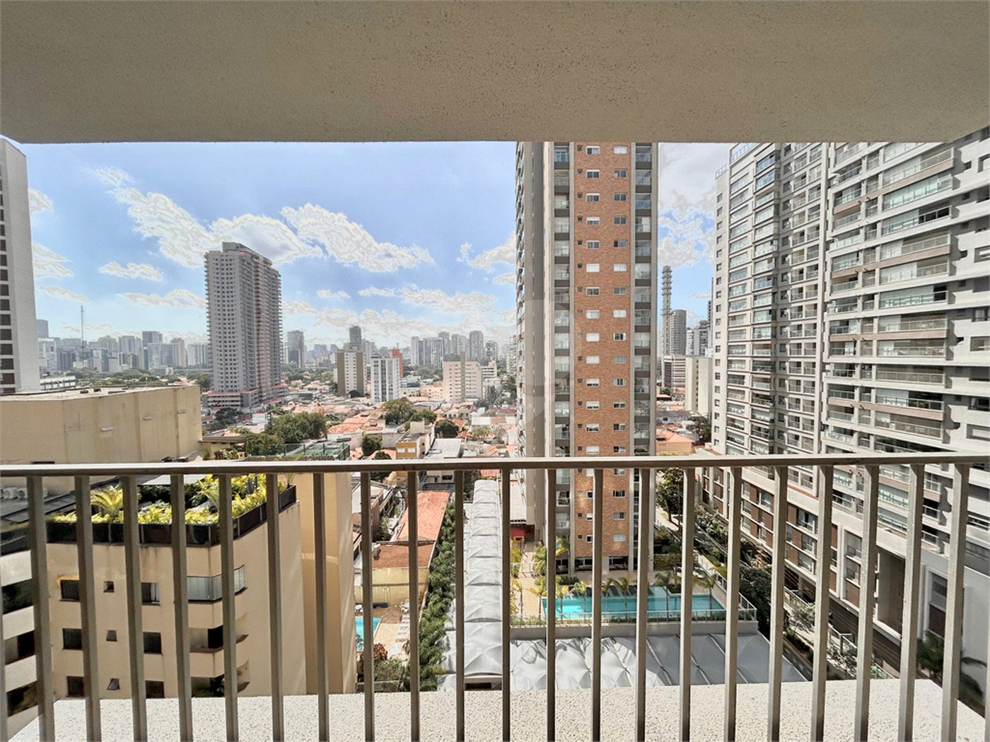 Apartamento à venda com 2 suítes em Brooklin, São Paulo, SP