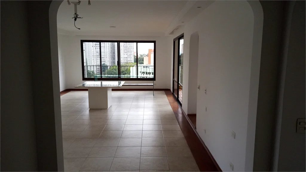 Apartamento à venda com 4 quartos, sendo 2 suítes, em Vila Suzana, São Paulo, SP