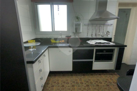 Apartamento à venda com 3 quartos, sendo 1 suíte, em Tatuapé, São Paulo, SP