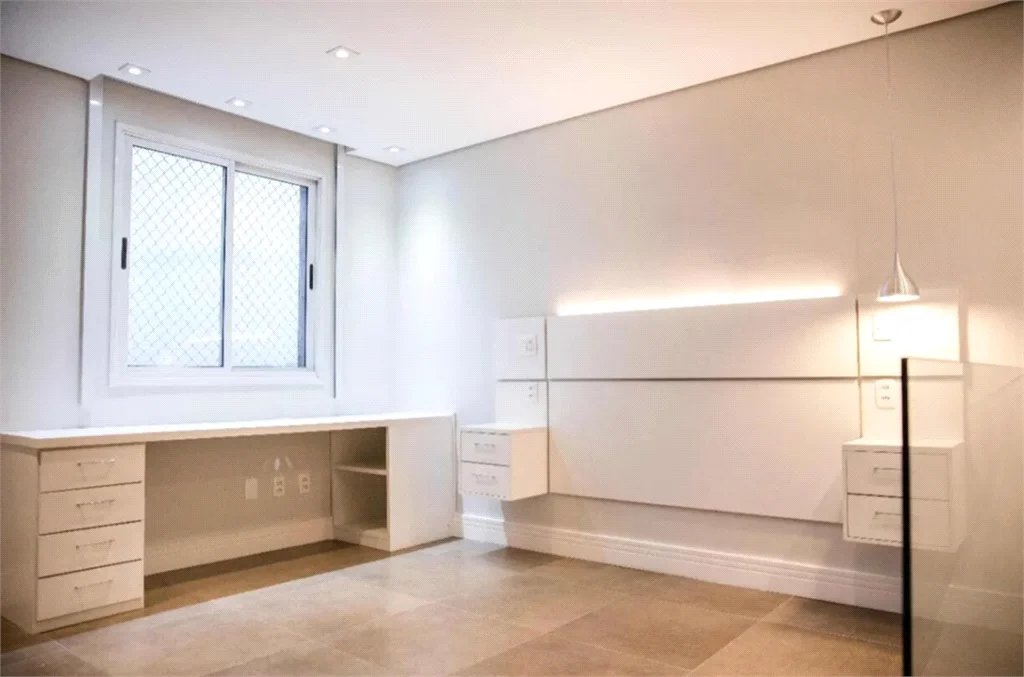 Apartamento à venda com 1 quarto em Vila Suzana, São Paulo, SP