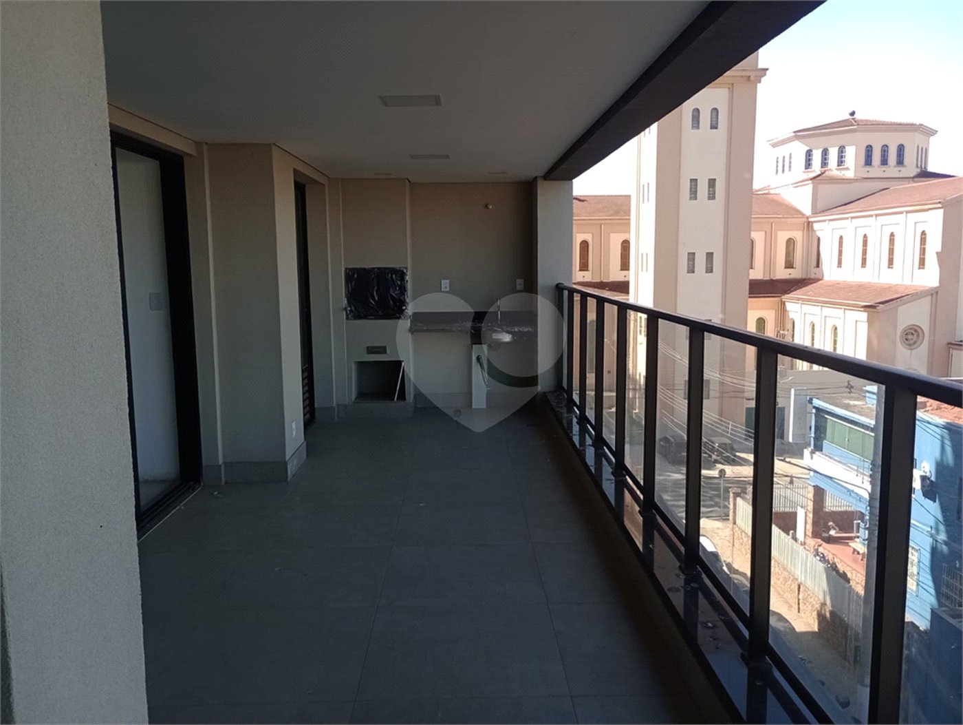 Apartamento à venda com 3 suítes no Centro, Itapetininga, SP